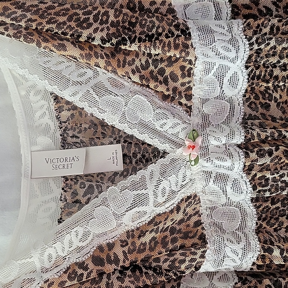 Victoria Secret size Large Cheetah print with Cream 'Love" sheer lace baby doll - Picture 4 of 8